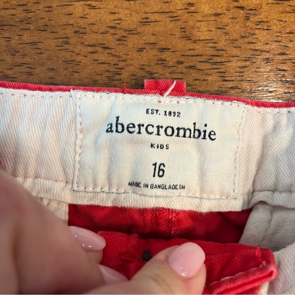 Kids Abercrombie red chino khaki cargo Shorts size 16 - Picture 2 of 7